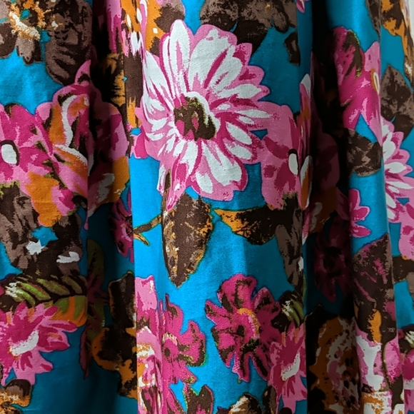 Beach Bash by Art and Tatyana dress - Picture 2 of 6